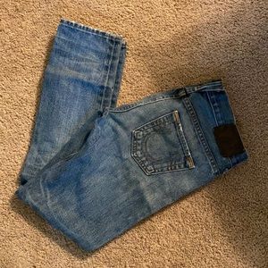 TRUE RELIGION CAPRI SZ24
